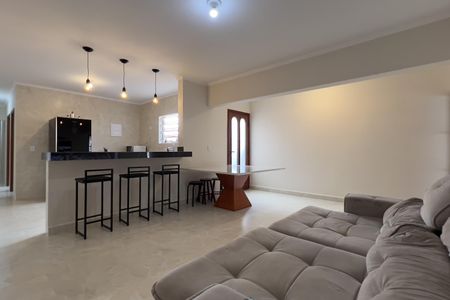 Sala de casa para alugar com 5 quartos, 180m² em Cidade Brasil, Guarulhos