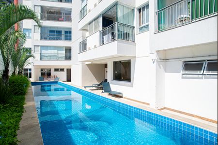 Studio para alugar com 28m², 1 quarto e sem vaga Studio para alugar com 28m², 1 quarto e sem vagaÁrea comum - Piscina