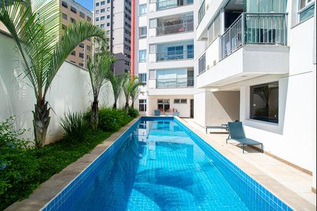 Studio para alugar com 28m², 1 quarto e sem vaga Studio para alugar com 28m², 1 quarto e sem vagaÁrea comum - Piscina