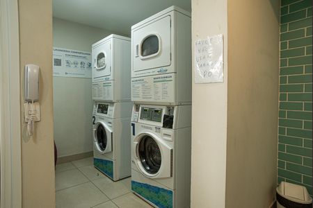 Studio para alugar com 28m², 1 quarto e sem vaga Studio para alugar com 28m², 1 quarto e sem vagaÁrea comum - Lavanderia