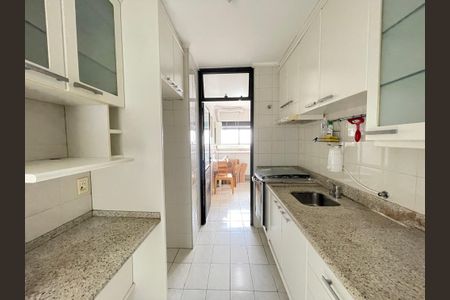 Apartamento para alugar com 85m², 3 quartos e 2 vagas Apartamento para alugar com 85m², 3 quartos e 2 vagasCozinha
