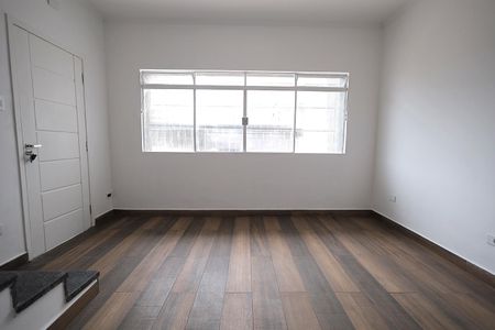 Sala de casa para alugar com 2 quartos, 130m² em Vila Gilda, Santo André
