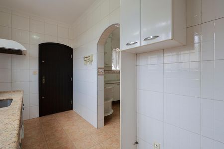 Casa para alugar com 330m², 3 quartos e 5 vagas Casa para alugar com 330m², 3 quartos e 5 vagasCozinha