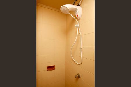 Apartamento à venda com 80m², 1 quarto e sem vagaBanheiro da Suíte