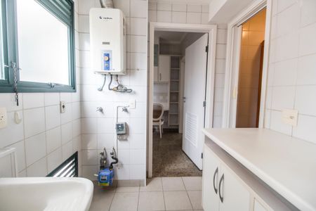 Apartamento à venda com 95m², 3 quartos e 2 vagas Apartamento à venda com 95m², 3 quartos e 2 vagasÁrea de Serviço