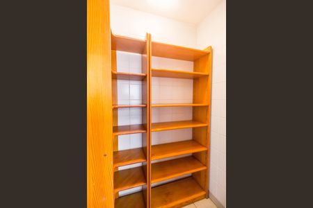 Apartamento à venda com 95m², 3 quartos e 2 vagas Apartamento à venda com 95m², 3 quartos e 2 vagasDespensa