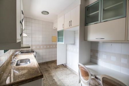 Apartamento à venda com 95m², 3 quartos e 2 vagas Apartamento à venda com 95m², 3 quartos e 2 vagasCozinha
