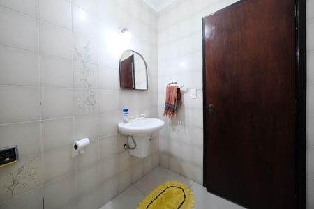 Casa à venda com 200m², 3 quartos e 3 vagasLavabo