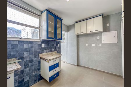 Apartamento à venda com 80m², 3 quartos e 2 vagasCozinha