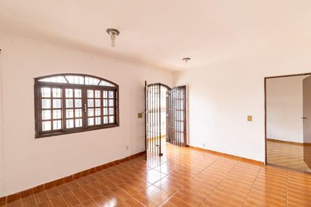 Sala de casa para alugar com 2 quartos, 105m² em Vila Nova Teresa, São Paulo