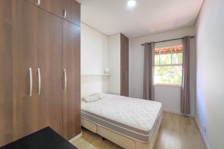 Quarto 1 de casa para alugar com 2 quartos, 80m² em Cambuci, São Paulo