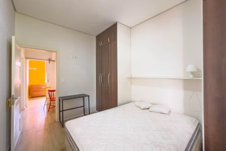 Quarto 1 de casa para alugar com 2 quartos, 80m² em Cambuci, São Paulo