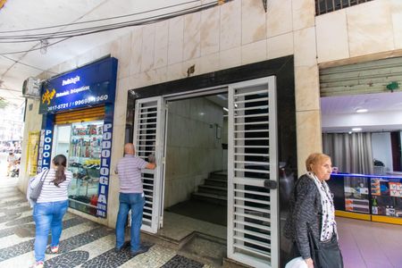Apartamento à venda com 56m², 1 quarto e sem vaga Apartamento à venda com 56m², 1 quarto e sem vagaFachada