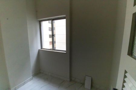 Apartamento à venda com 56m², 1 quarto e sem vaga Apartamento à venda com 56m², 1 quarto e sem vagaQuarto de Serviço