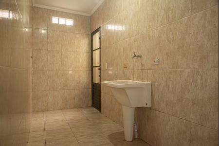 Casa à venda com 202m², 3 quartos e 1 vagaÁrea de Serviço