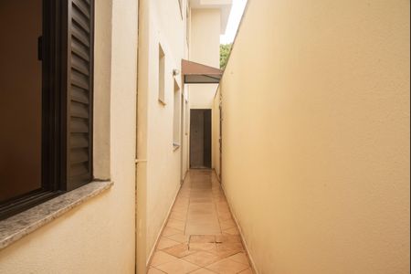 Casa à venda com 202m², 3 quartos e 1 vagaHall de entrada/Quintal