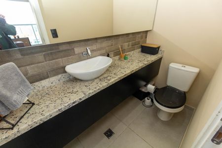 Apartamento para alugar com 130m², 2 quartos e 2 vagas Apartamento para alugar com 130m², 2 quartos e 2 vagasBanheiro Social