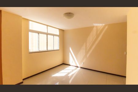 Sala de apartamento à venda com 2 quartos, 52m² em Cubango, Niterói