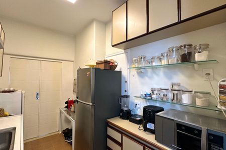 Apartamento à venda com 75m², 2 quartos e 1 vaga Apartamento à venda com 75m², 2 quartos e 1 vagaCozinha