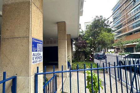 Apartamento à venda com 75m², 2 quartos e 1 vaga Apartamento à venda com 75m², 2 quartos e 1 vagaPlaquinha