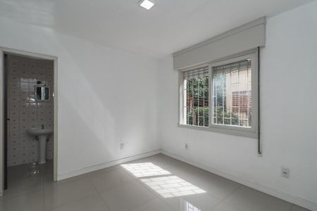 Suíte de apartamento à venda com 1 quarto, 50m² em Jardim do Salso, Porto Alegre