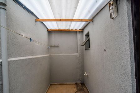 Casa à venda com 80m², 3 quartos e sem vaga Casa à venda com 80m², 3 quartos e sem vagaVaranda Suíte