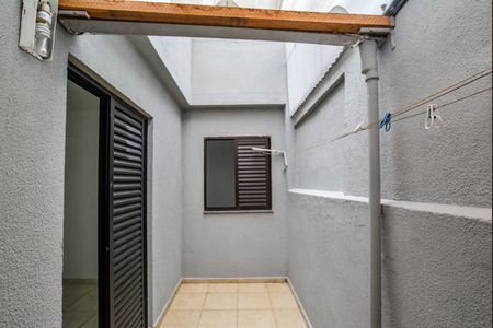 Casa à venda com 80m², 3 quartos e sem vaga Casa à venda com 80m², 3 quartos e sem vagaVaranda Suíte