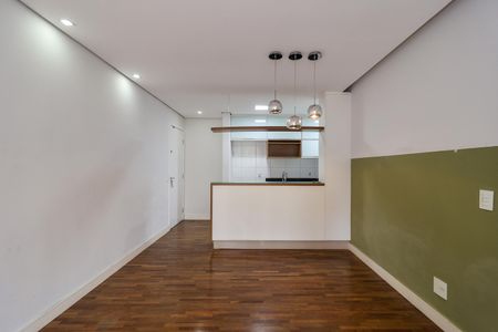 Sala de apartamento para alugar com 3 quartos, 74m² em Vila Andrade, São Paulo