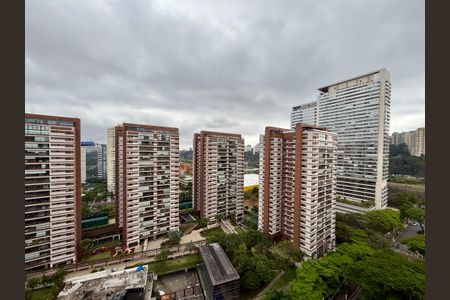 Apartamento para alugar com 36m², 1 quarto e 1 vagaVista