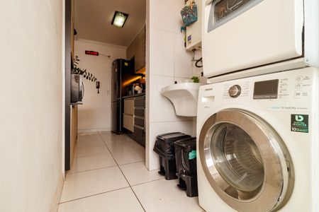 Apartamento à venda com 62m², 1 quarto e 1 vaga Apartamento à venda com 62m², 1 quarto e 1 vagaÁrea de Serviço