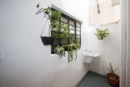 Casa à venda com 100m², 2 quartos e 1 vagaÁrea de Serviço