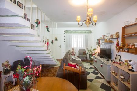 Casa à venda com 100m², 2 quartos e 1 vagaSala