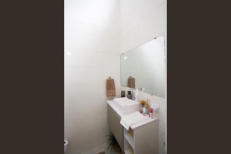 Casa à venda com 100m², 2 quartos e 1 vagaBanheiro Social