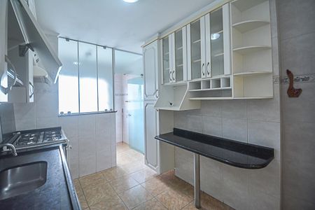 Apartamento à venda com 69m², 2 quartos e 1 vagaCozinha