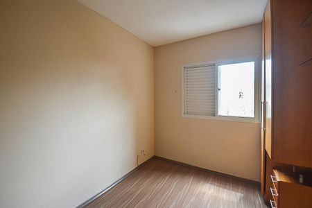 Apartamento à venda com 69m², 2 quartos e 1 vagaQuarto 2