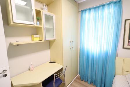 Quarto 2 de apartamento para alugar com 2 quartos, 70m² em Vila Yara, Osasco