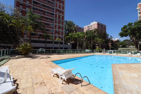 Apartamento à venda com 70m², 2 quartos e 1 vagaÁrea comum - Piscina