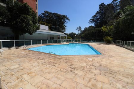 Apartamento à venda com 70m², 2 quartos e 1 vagaÁrea comum - Piscina