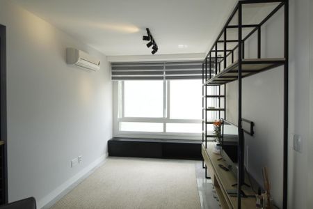 Sala de apartamento à venda com 2 quartos, 62m² em Passo da Areia, Porto Alegre