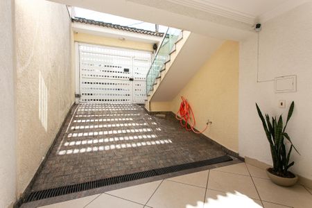 Casa à venda com 200m², 3 quartos e 4 vagas Casa à venda com 200m², 3 quartos e 4 vagasGaragem