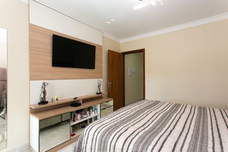 Casa à venda com 200m², 3 quartos e 4 vagas Casa à venda com 200m², 3 quartos e 4 vagasSuíte