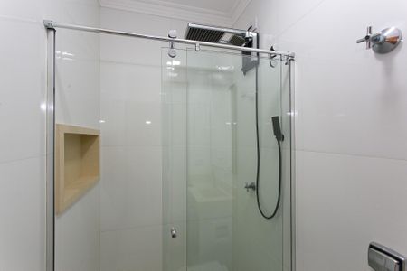 Casa à venda com 200m², 3 quartos e 4 vagas Casa à venda com 200m², 3 quartos e 4 vagasBanheiro Social