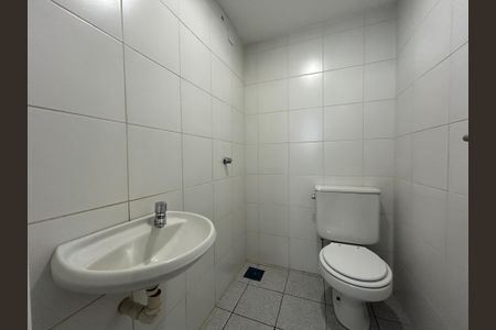 Apartamento para alugar com 169m², 3 quartos e 2 vagasBanheiro de Serviço