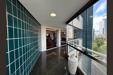 Apartamento para alugar com 169m², 3 quartos e 2 vagasVaranda da Sala