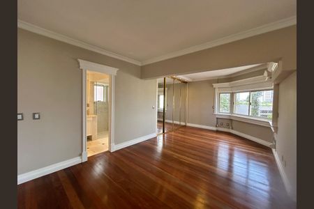 Apartamento para alugar com 169m², 3 quartos e 2 vagasSuíte