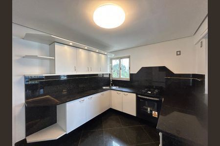 Apartamento para alugar com 169m², 3 quartos e 2 vagasCozinha