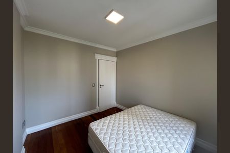 Apartamento para alugar com 169m², 3 quartos e 2 vagasQuarto