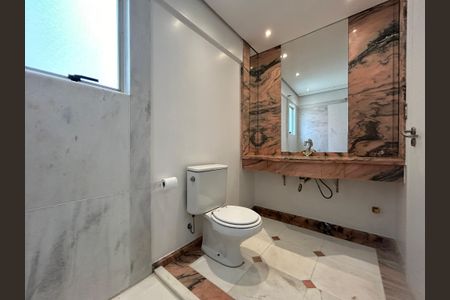 Apartamento para alugar com 169m², 3 quartos e 2 vagasBanheiro Social