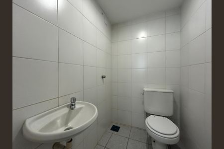 Apartamento para alugar com 169m², 3 quartos e 2 vagasBanheiro de Serviço