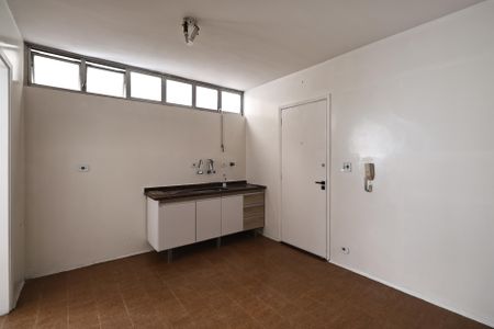 Apartamento à venda com 80m², 3 quartos e 1 vagaCozinha